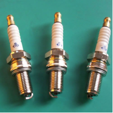 CHAMPION  F5TC   Свеча зажигания IGP F5TC(двухтакные двигатели GG950,951,GP40-II/четырехтактные верхнеклапанные двиг)