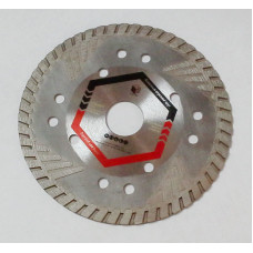 DIAM Turbo Alligator 000476 алмазный отрезной круг по граниту 3 - 5 группы, гнейс, сланец, мрамора 125x2,5x8,0x22,23 DIAM Turbo Alligator 000476 алмазный отрезной круг по граниту 3 - 5 группы, гнейс, сланец, мрамора 125x2,5x8,0x22,23